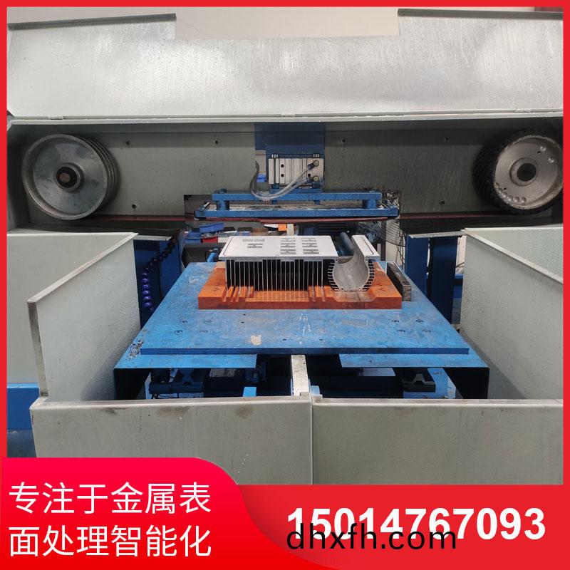鋁材(cai)直(zhi)紋拉絲機(ji)定製