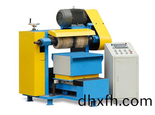 自動(dong)抛(pao)光(guang)機(ji)工(gong)作時可以(yi)調(diao)整頻率